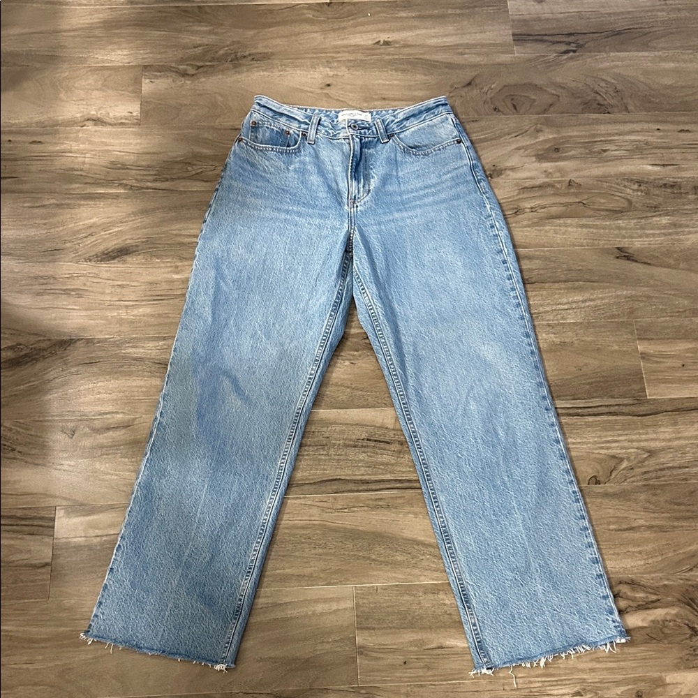 Abercrombie & Fitch Curve Love High Rise Loose Jeans